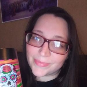 Meet your Posher, Candace